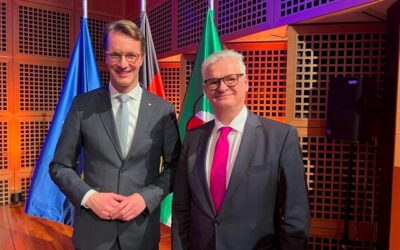 Dr. Oliver Ziehm im Gespräch mit Ministerpräsident Wüst